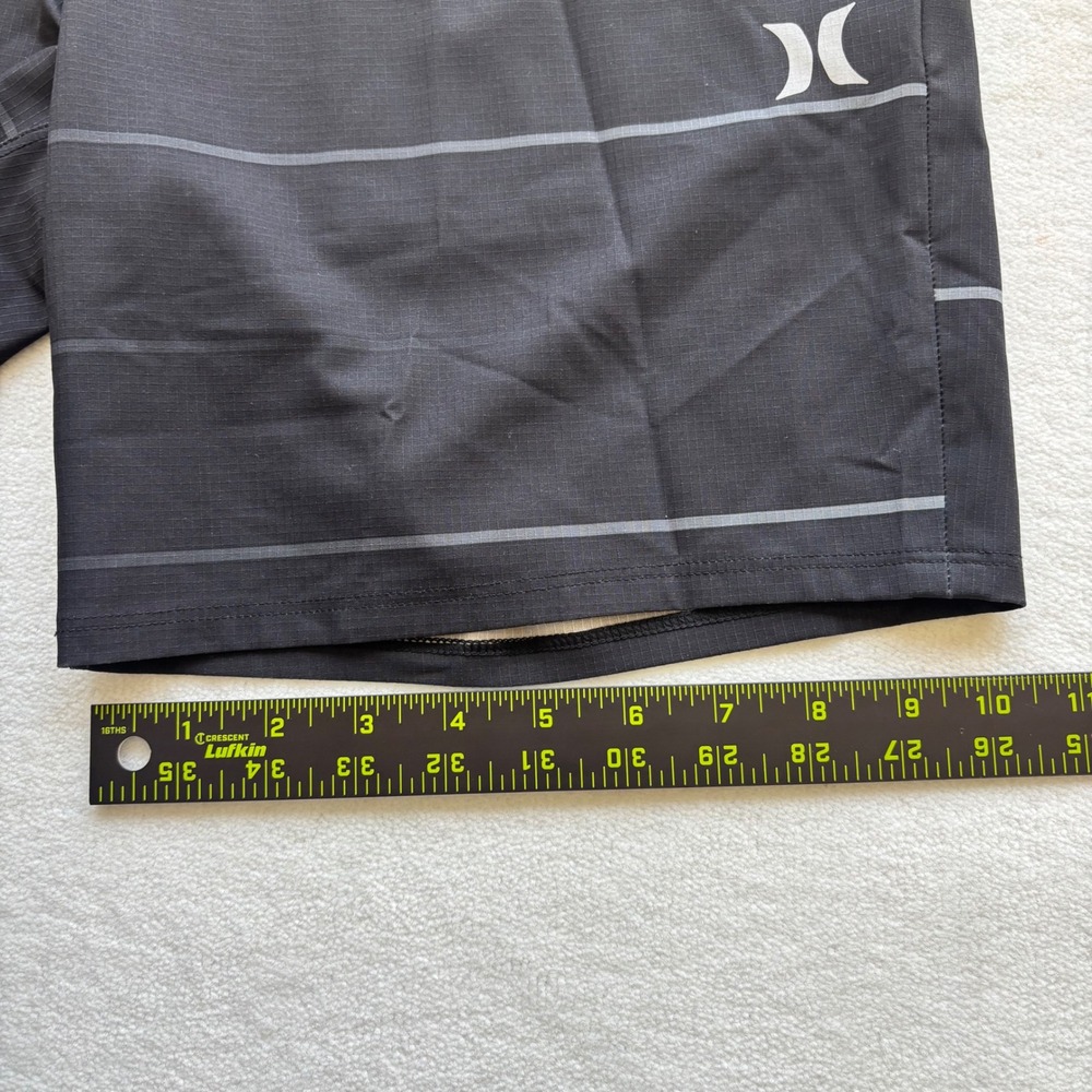 Hurley Board Shorts Mens Size S Black Striped Ripstop Swim Trunks MWS0005370 - Picture 8 of 10